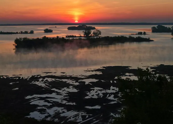 Zollhaus Nad Zalewem Mietkowskim 펜션 *